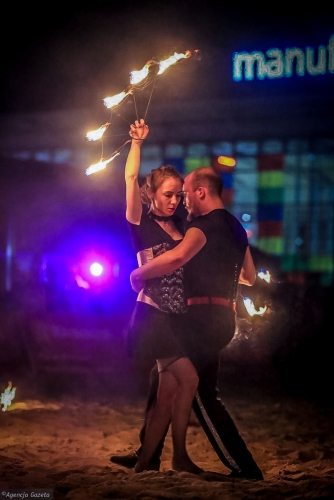 Labareda Fireshow- Fever Night - Agencja Gazeta (1)
